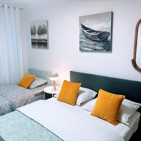 Blago Star Center Апартаменты Сплит