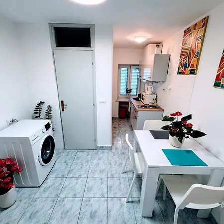 Blago Star Center Апартаменты Сплит