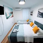 Blago Star Center Apartment