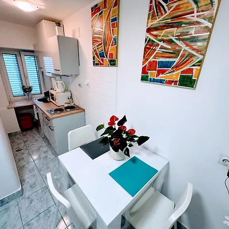 Blago Star Center Apartman *
